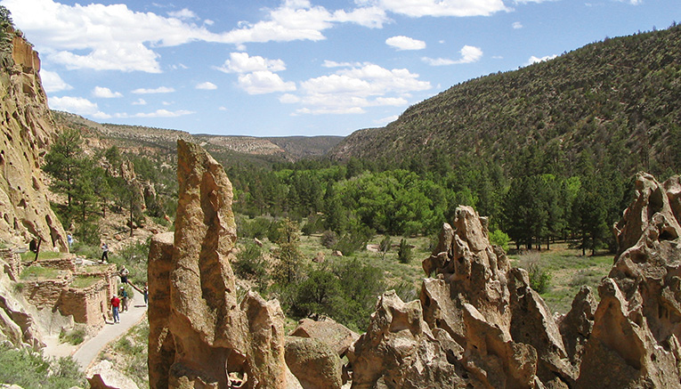 Wnmi-newmexico-walking-13